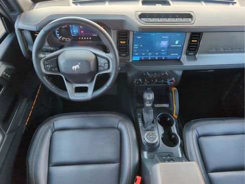 Used 2024 Ford Bronco Badlands image 20