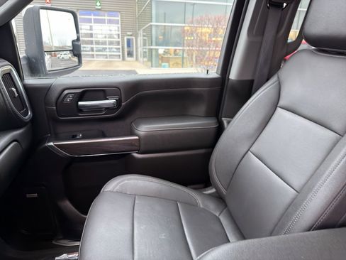 Used 2023 Chevrolet Silverado 2500 LTZ image 16