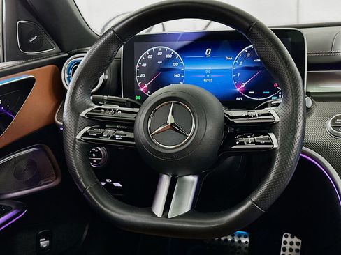 Used 2023 Mercedes-Benz C 300 4MATIC Sedan image 8