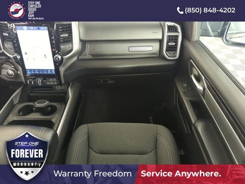 Used 2022 RAM 1500 Big Horn w/ Night Edition RWD image 15