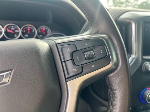 Used 2021 Chevrolet Silverado 1500 LT Trail Boss image 12