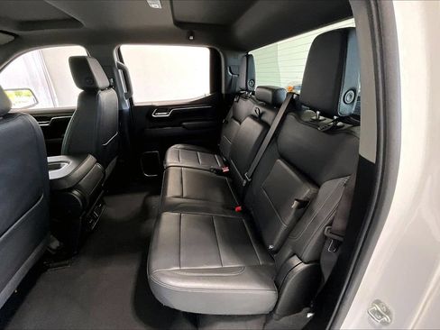 Used 2025 GMC Sierra 1500 SLT RWD image 24