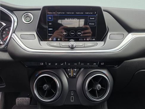 Used 2020 Chevrolet Blazer LT FWD image 30