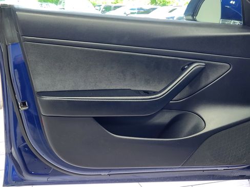Used 2019 Tesla Model 3 Long Range RWD image 10