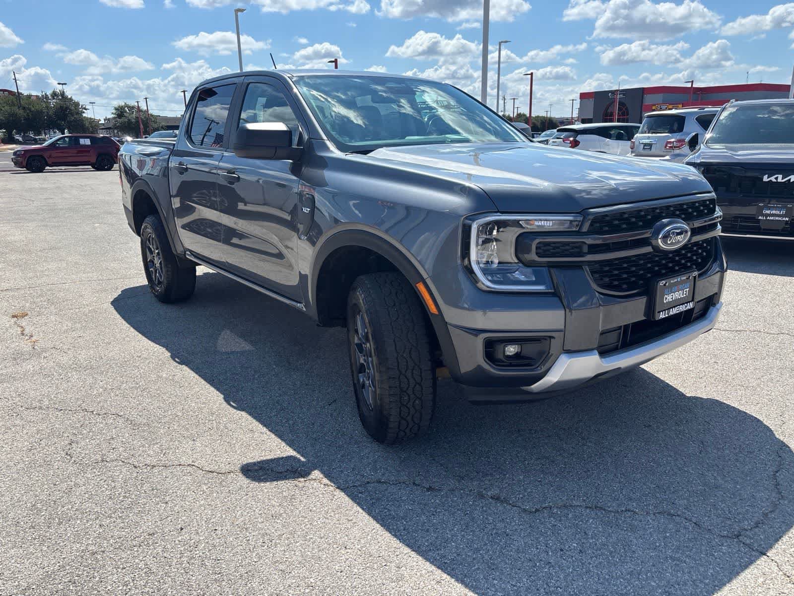 Used 2025 Ford Ranger XLT w/ Convenience Package RWD image 2