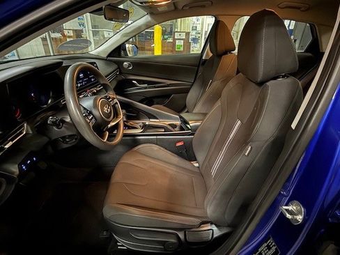 Certified 2023 Hyundai Elantra SEL image 13