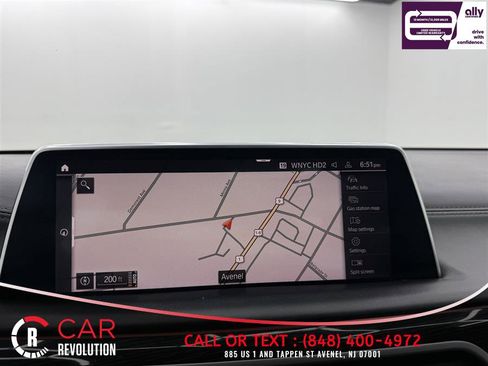 Used 2021 BMW 750i xDrive w/ Luxury Rear Seating Package image 13