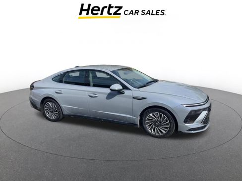 Used 2025 Hyundai Sonata SEL image 1