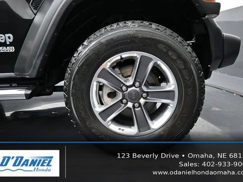 Used 2021 Jeep Wrangler Sport AWD/4WD image 45