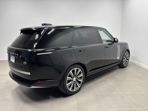 Used 2023 Land Rover Range Rover Long Wheelbase Autobiography AWD/4WD image 6