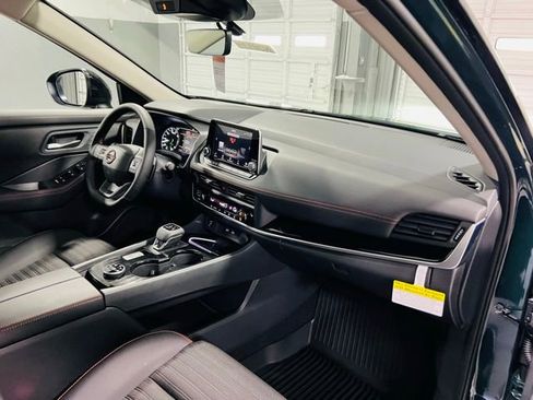 New 2026 Nissan Rogue SV AWD/4WD image 33