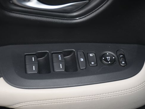 Used 2024 Honda HR-V LX image 10