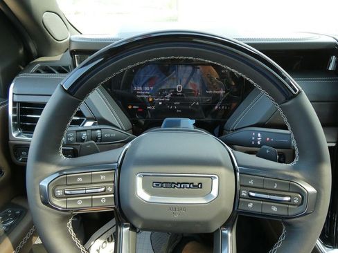 New 2026 GMC Yukon XL Denali Ultimate AWD/4WD image 27