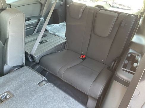 Used 2023 Subaru Ascent Premium w/ Convenience Package AWD/4WD image 33