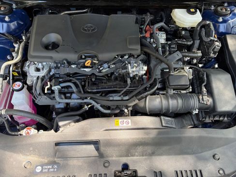 Used 2025 Toyota Camry LE image 28