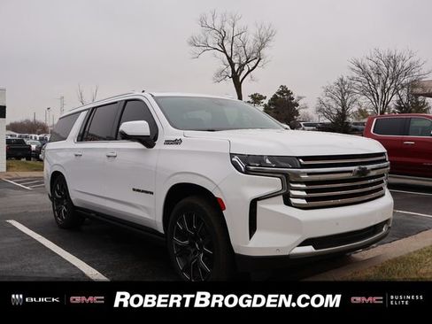 Used 2021 Chevrolet Suburban High Country image 1