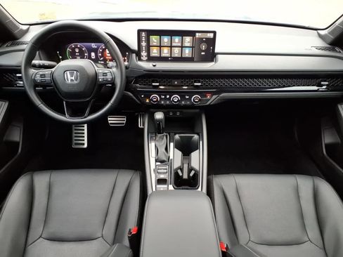 Used 2023 Honda Accord Sport image 10