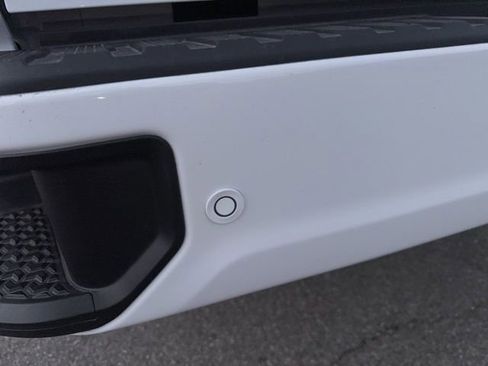 Used 2025 GMC Sierra 2500 AT4 w/ AT4 Premium Plus Package AWD/4WD image 27