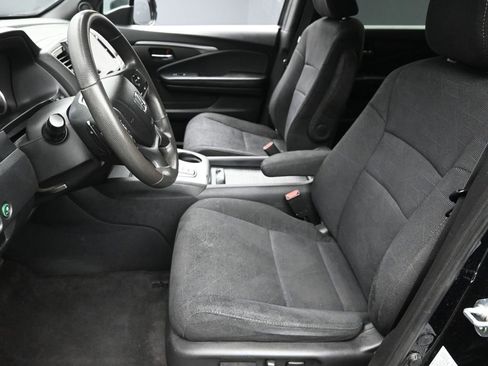 Used 2022 Honda Pilot Sport image 17