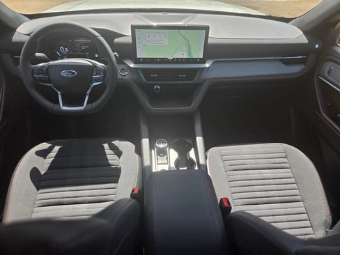 New 2026 Ford Explorer ST-Line w/ ST-Line Street Pack RWD image 9