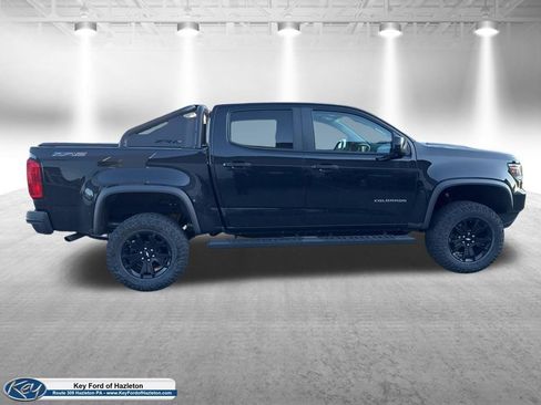 Used 2022 Chevrolet Colorado ZR2 w/ ZR2 Midnight Special Edition image 9