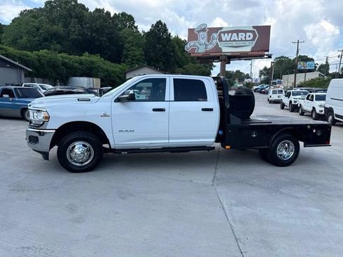Used 2021 RAM 3500 Tradesman w/ Chrome Appearance Group AWD/4WD image 16