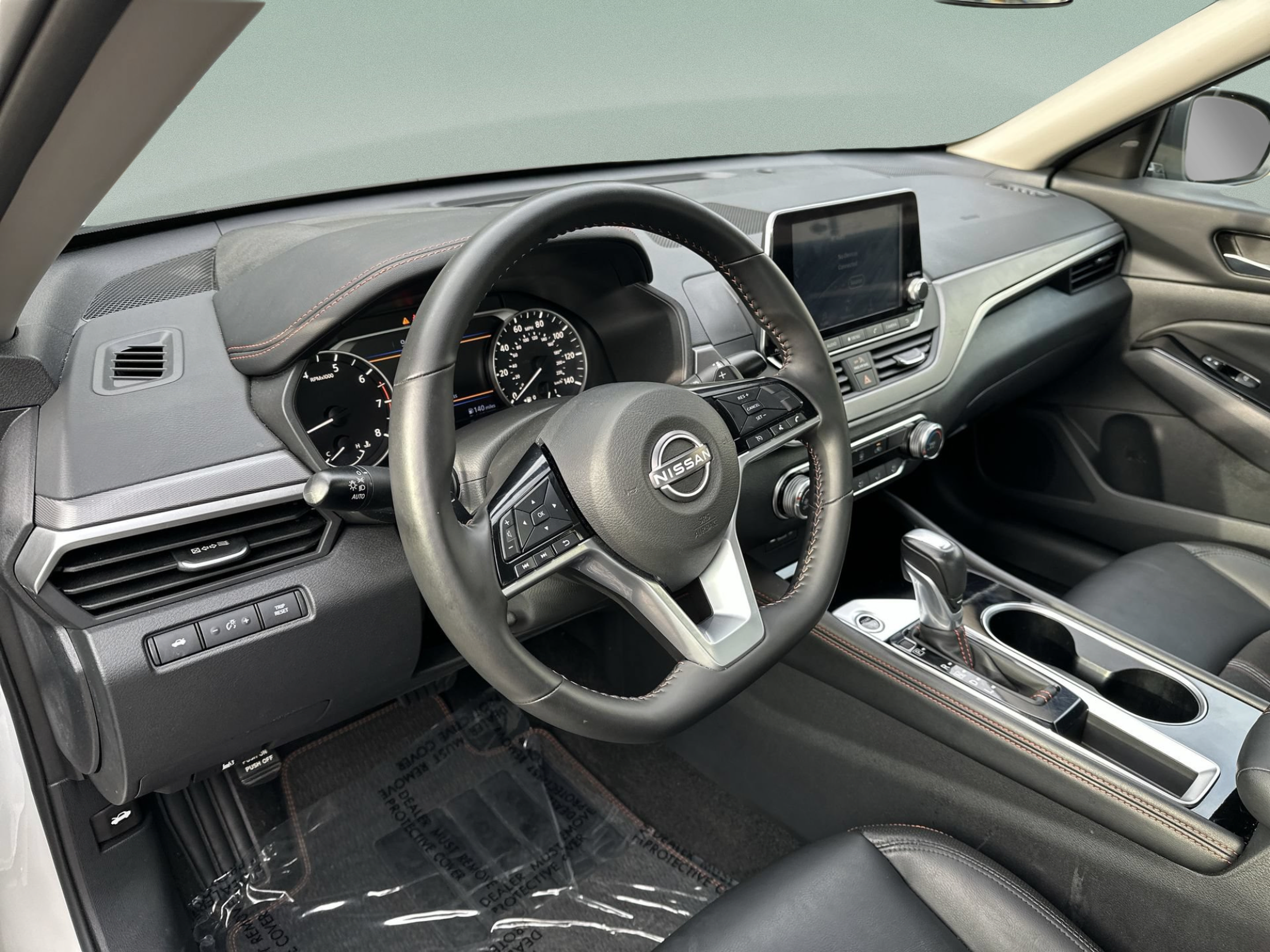 Used 2025 Nissan Altima 2.5 SR FWD image 24