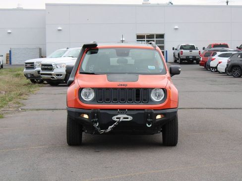 Used 2015 Jeep Renegade Trailhawk w/ Safety & Security Group I AWD/4WD image 9