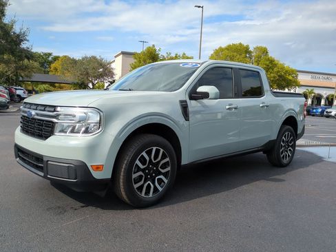 Certified 2022 Ford Maverick Lariat image 9