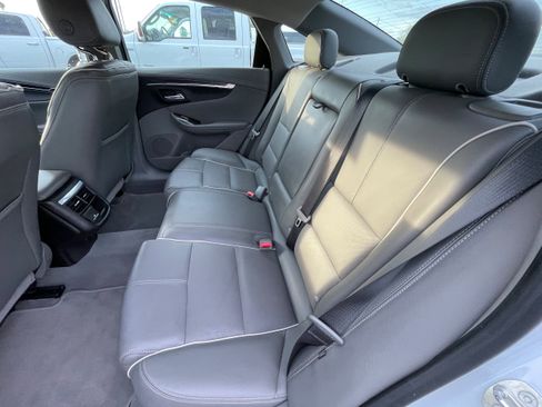 Used 2018 Chevrolet Impala Premier FWD image 21
