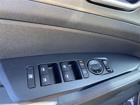 New 2026 Kia Sportage LX image 12