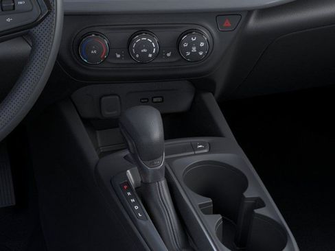 New 2026 Chevrolet Trax LS w/ LS Convenience Package FWD image 12