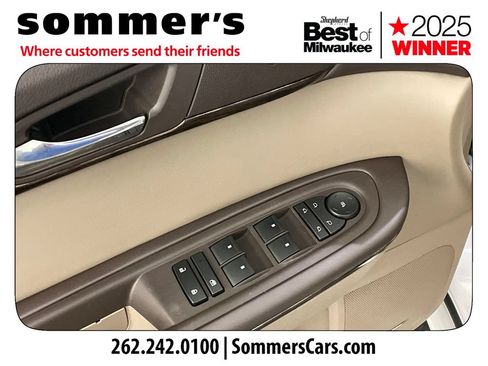 Used 2016 GMC Acadia Denali AWD/4WD image 11