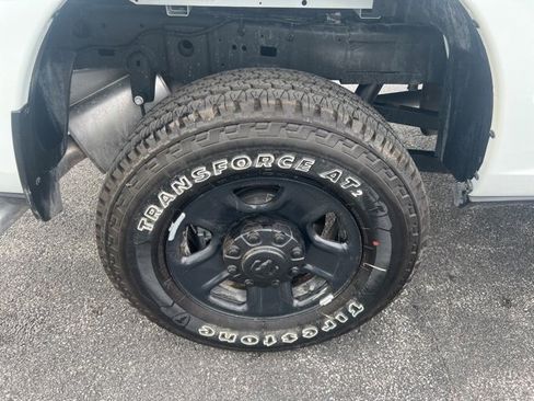 Used 2025 RAM 2500 Tradesman w/ Safety Group image 9