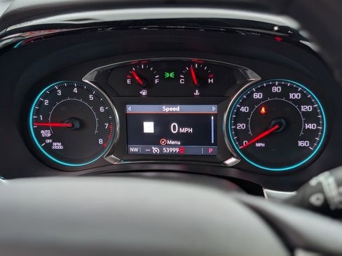 Used 2023 Chevrolet Traverse RS image 18