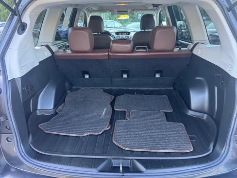 Used 2018 Subaru Forester 2.5i Touring AWD/4WD image 31