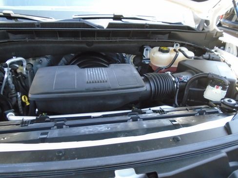 Used 2023 GMC Yukon SLT AWD/4WD image 85