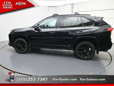 Used 2025 Toyota RAV4 SE w/ Convenience Package AWD/4WD image 19