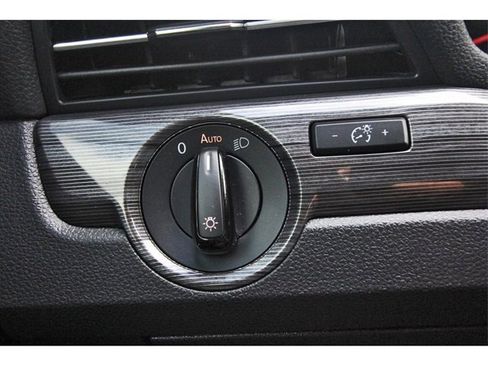 Used 2022 Volkswagen Passat 2.0T R-Line image 20