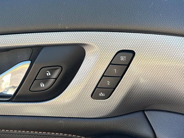 Used 2019 Chevrolet Traverse Premier w/ LPO, Floor Liner Package AWD/4WD image 32