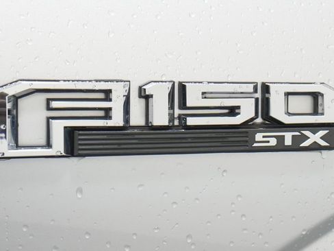 Used 2018 Ford F150 XL w/ Equipment Group 101A Mid AWD/4WD image 11