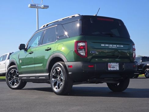 Used 2025 Ford Bronco Sport Outer Banks w/ Outer Banks Tech Package+ AWD/4WD image 16