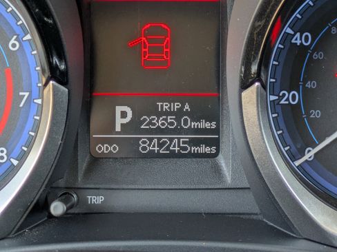 Used 2016 Toyota Corolla S image 29