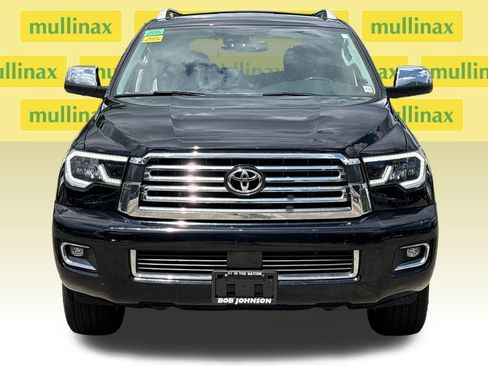 Used 2022 Toyota Sequoia Platinum AWD/4WD image 15