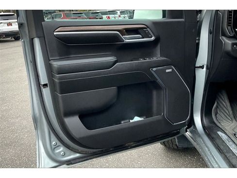 Used 2023 Chevrolet Silverado 1500 LT Trail Boss w/ LT Trail Boss Premium Package image 25