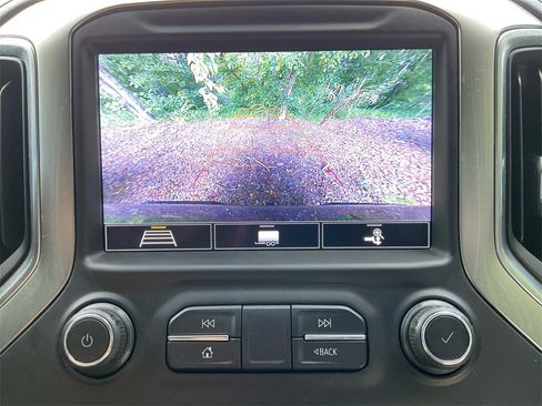 Used 2020 Chevrolet Silverado 1500 LT Trail Boss image 21