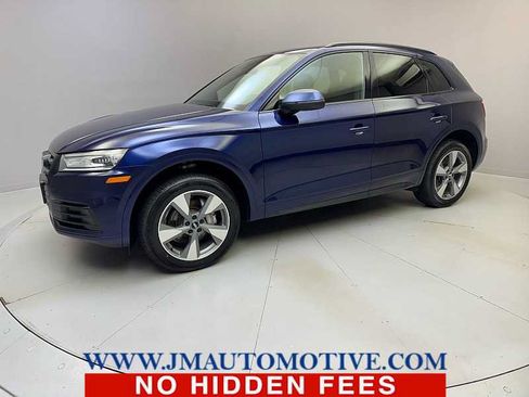 Used 2020 Audi Q5 2.0T Premium w/ Titanium Sport Package AWD/4WD image 1