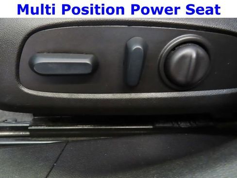 Used 2024 Chevrolet Malibu LT image 18