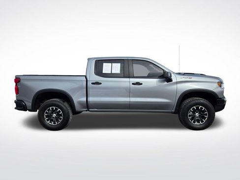 Used 2024 Chevrolet Silverado 1500 ZR2 w/ Technology Package image 2