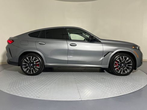 New 2026 BMW X6 M60i w/ Executive Package image 8